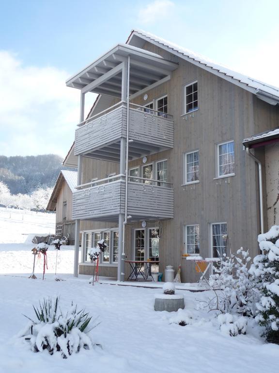 Gastehaus Zum Tulpenbaum Bed & Breakfast Turbenthal ภายนอก รูปภาพ