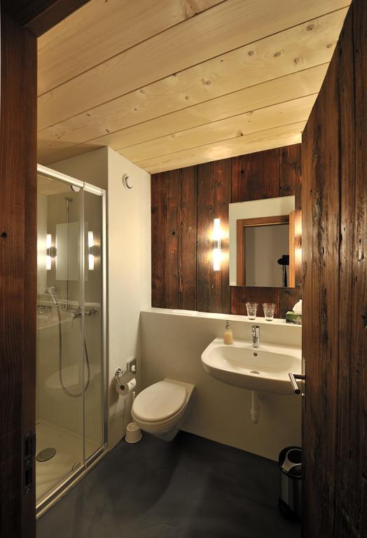 Gastehaus Zum Tulpenbaum Bed & Breakfast Turbenthal ภายนอก รูปภาพ